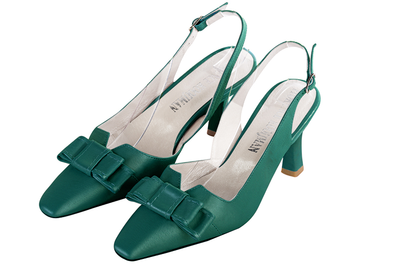 Emerald green women's open back shoes, with a knot. Tapered toe. Medium spool heels. Front view - Florence KOOIJMAN